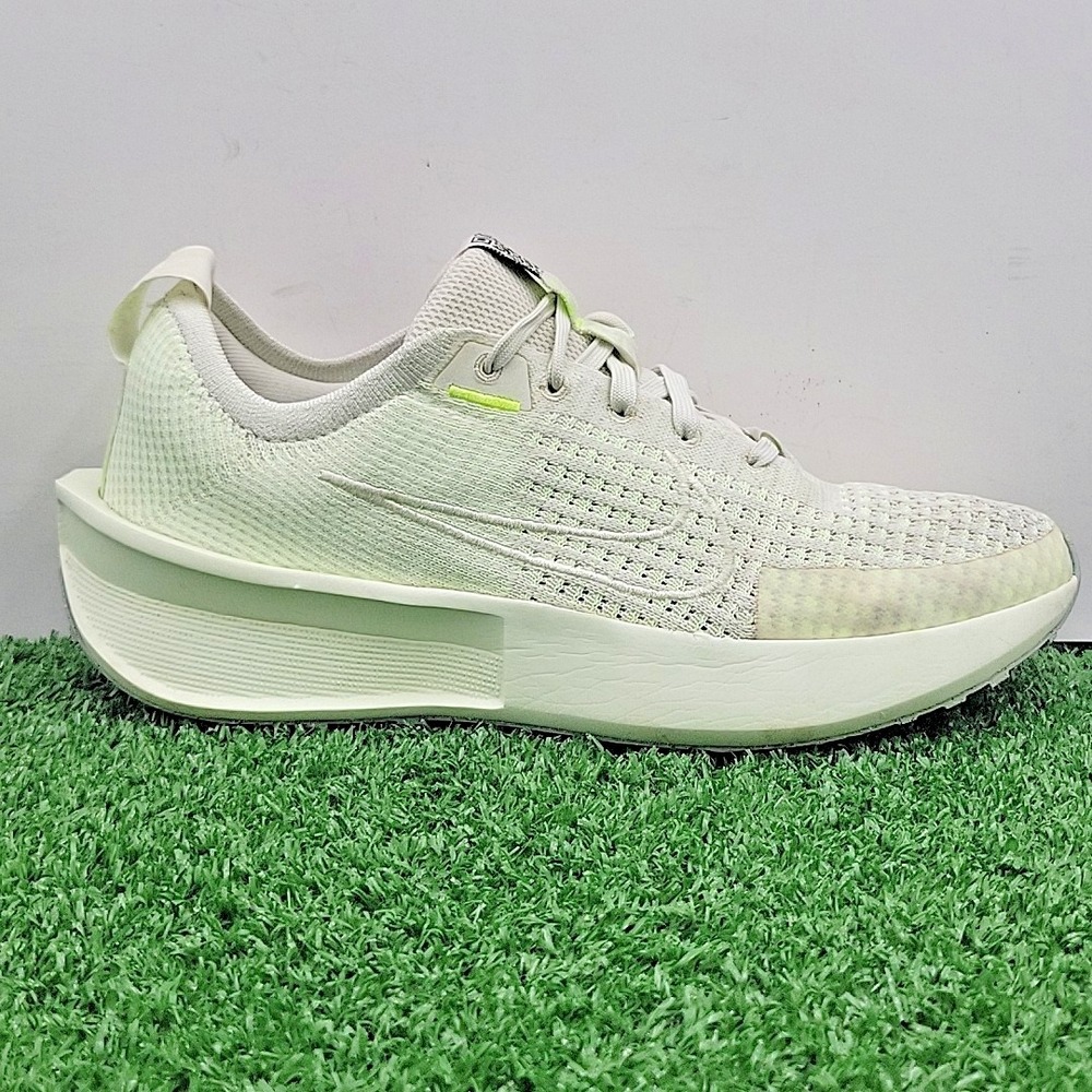 Nike Interact Run Shoes Womens 8 Green Flyknit‎ Road Running Sneaker FD2292-004